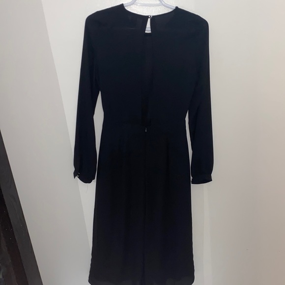 Black cut out open back romper - Picture 2 of 2